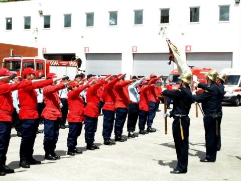 Corpora��o est� actualmente sem comando